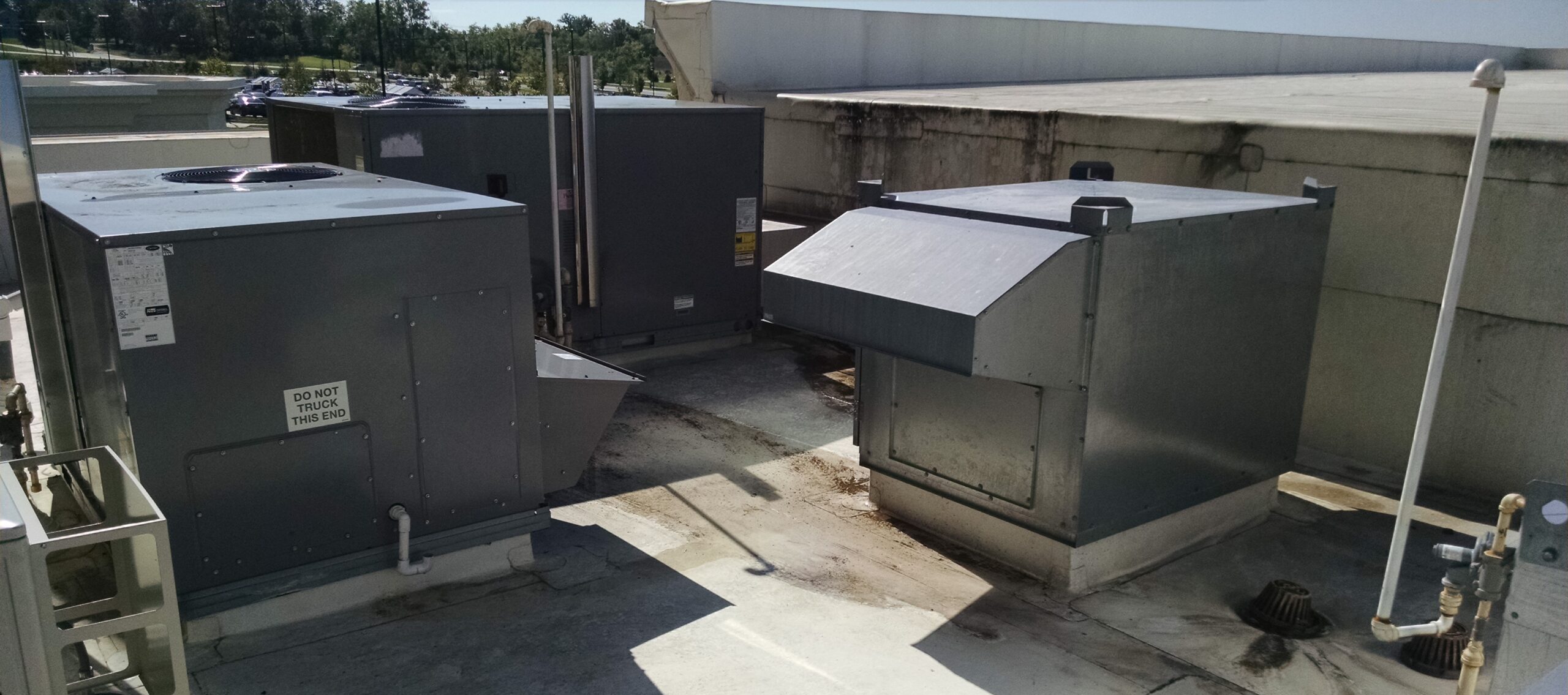 RenewAire ERVs installed on the Hilton Garden Inn rooftop